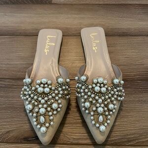 Lulus Pearl Flats NWOT